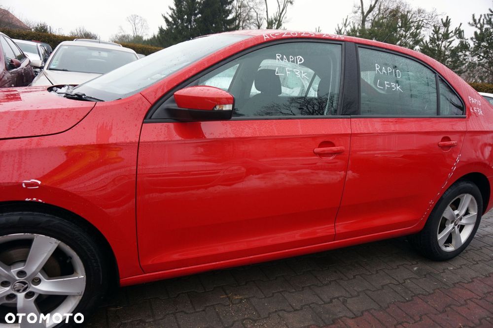 DRZWI PRZEDNIE LEWE RAPID NH3 LIFT LB LIFTBACK LF3K  CZERWONY SKODA 2017-2019 - 2