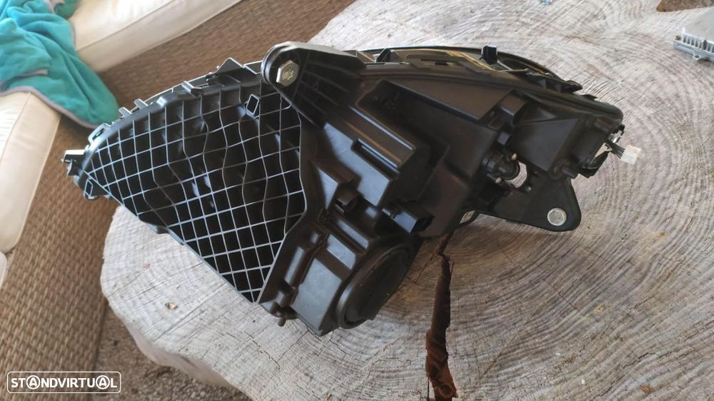 farol esquerdo full Led Mercedes EQC suv w293 - 13