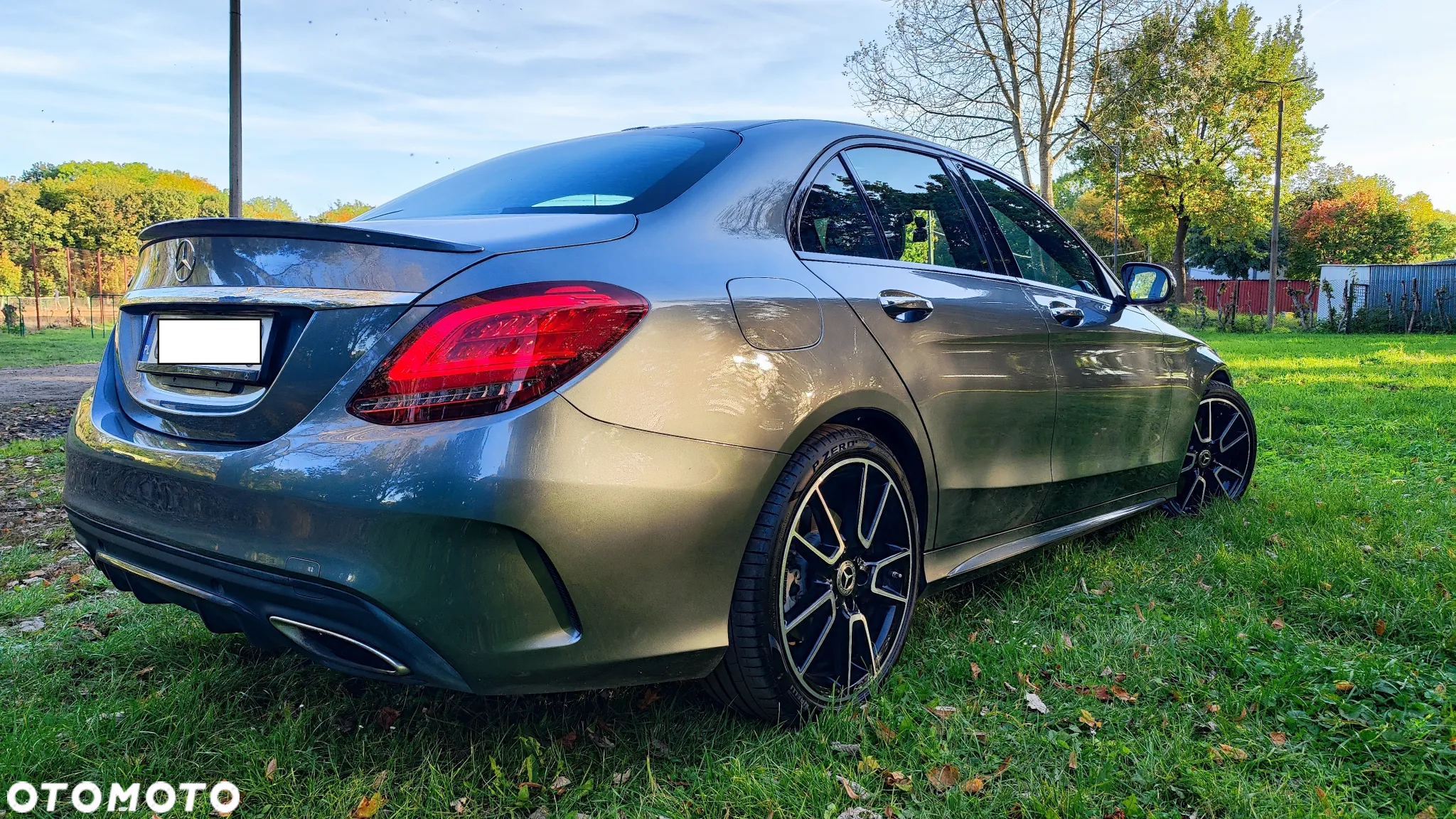 Mercedes-Benz Klasa C 300 9G-TRONIC - 3