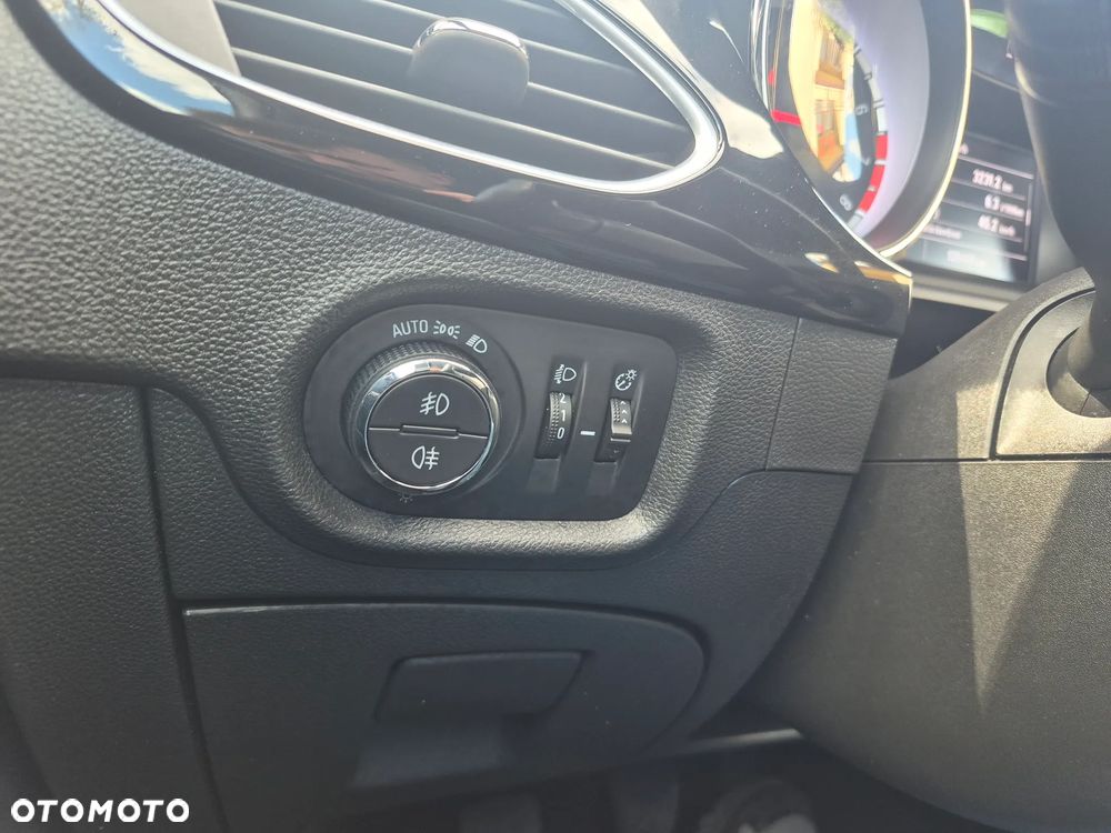 Opel Astra 1.4 Turbo Dynamic - 15