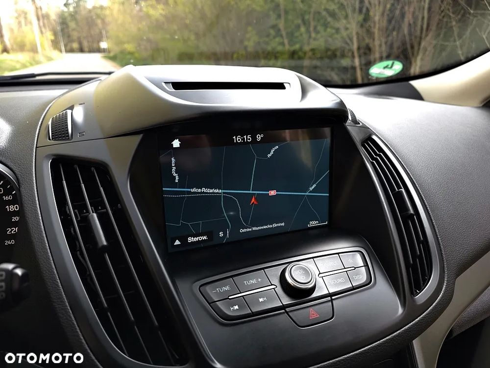 Ford Kuga 2.0 TDCi FWD Titanium Plus - 33