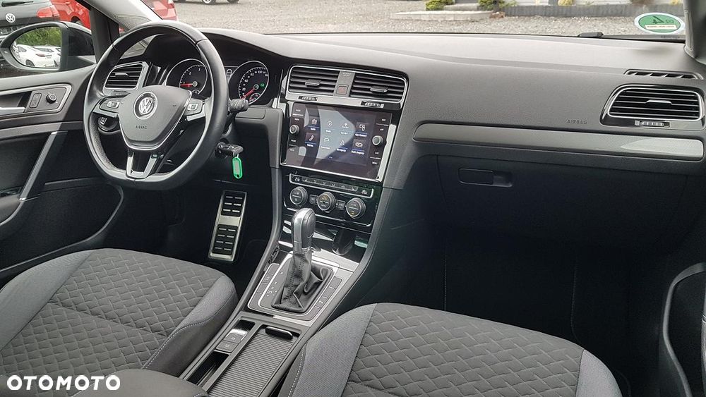 Volkswagen Golf 1.6 TDI SCR DSG Join - 17