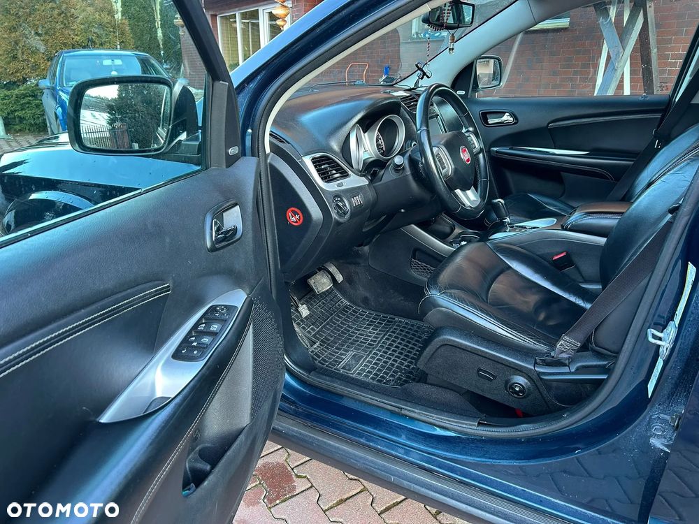 Fiat Freemont 2.0 Multijet Black Code AWD - 10