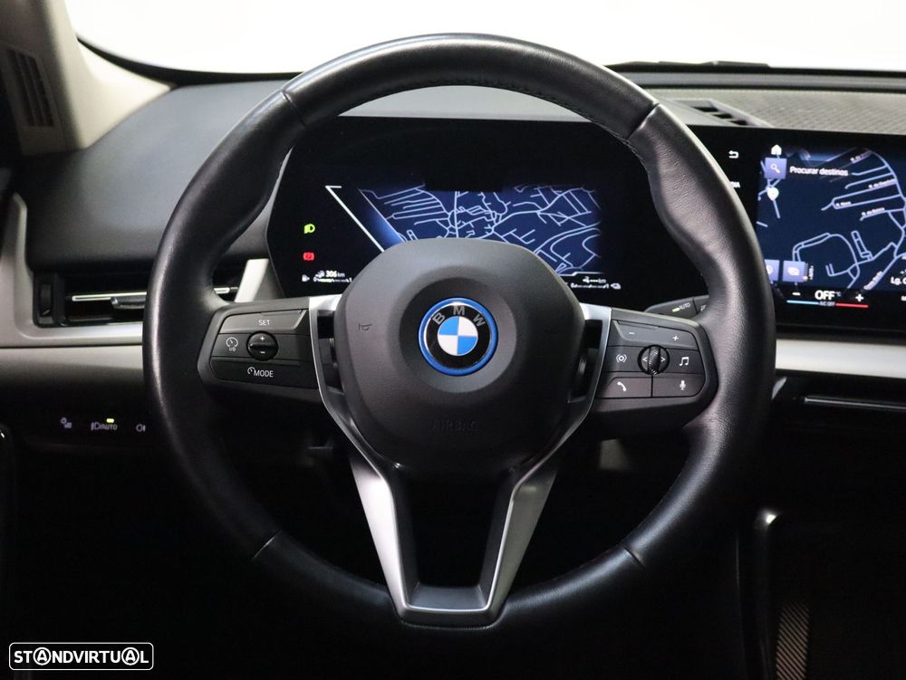 BMW X1 xDrive25e - 9