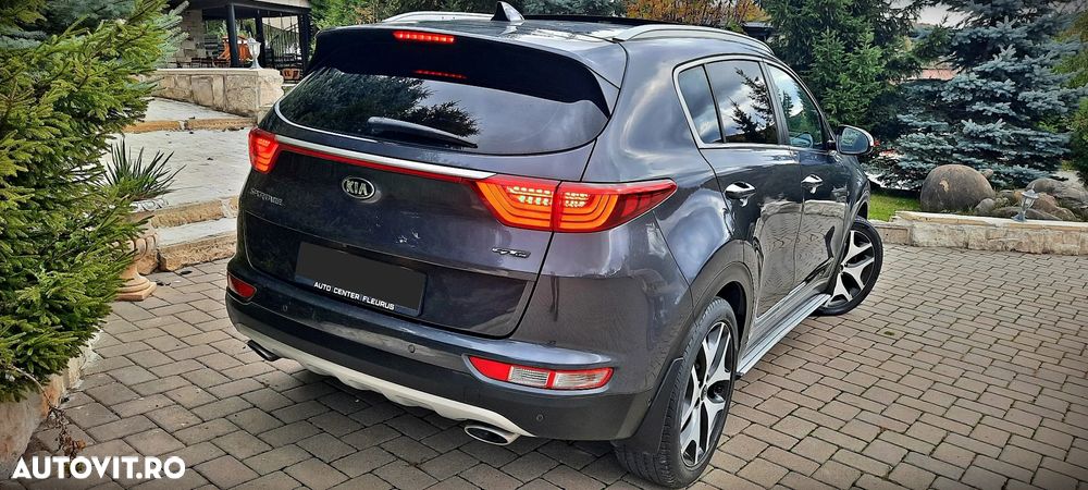 Kia Sportage 2.0 CRDI 4WD Automatik Dream-Team Edition - 26