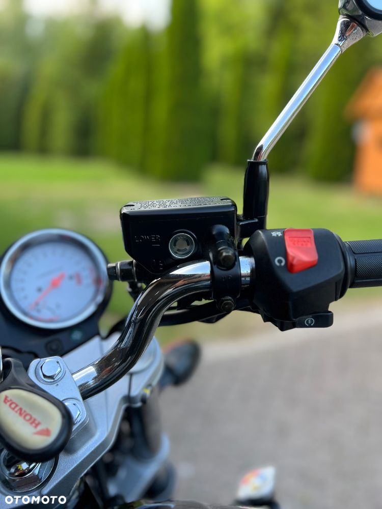 Honda Hornet - 17