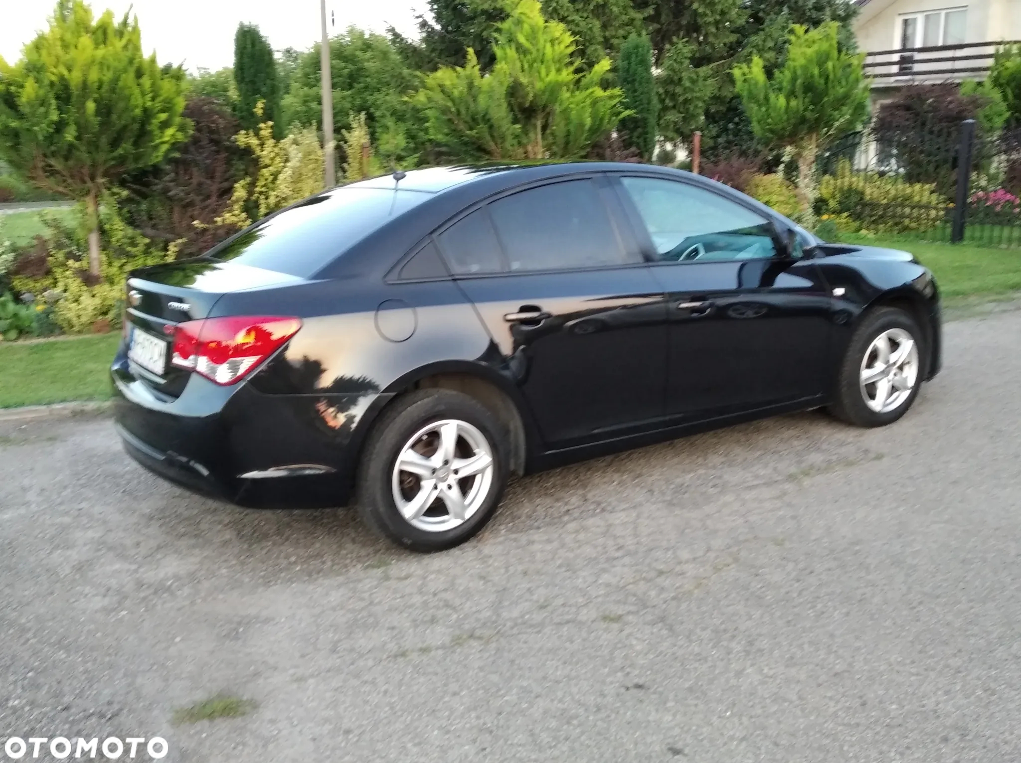 Chevrolet Cruze 1.6 LS+ - 31