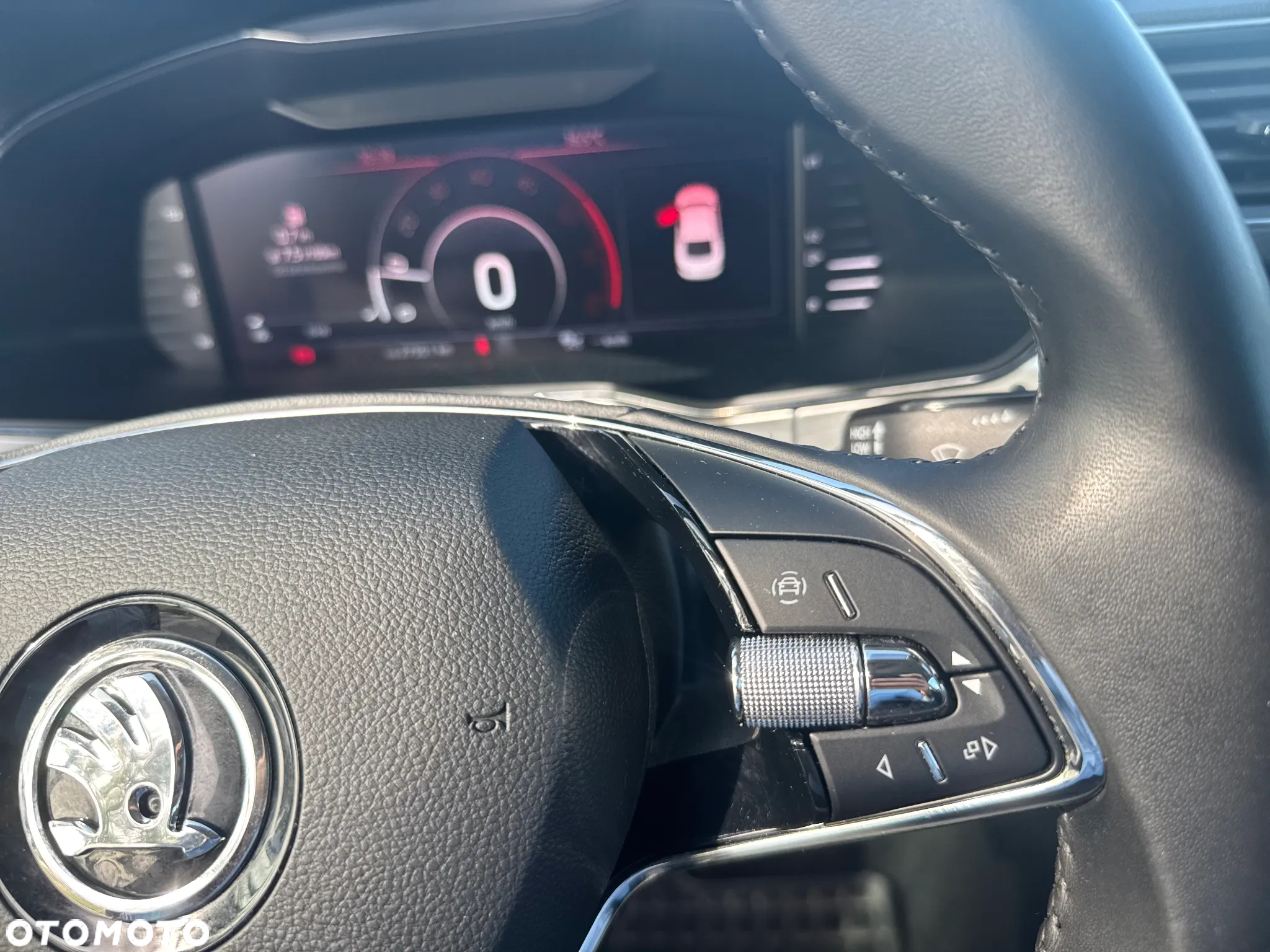 Skoda Superb 2.0 TDI SCR Ambition - 21