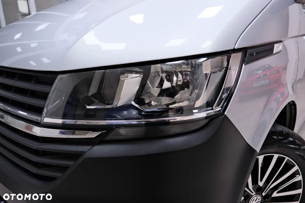 Volkswagen Transporter - 25