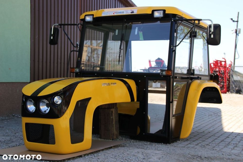 Maska URSUS C 360 C- 360 tworzywo Nowość fabryczna HIT - 4