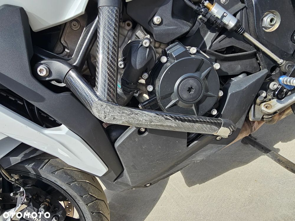 BMW XR - 9