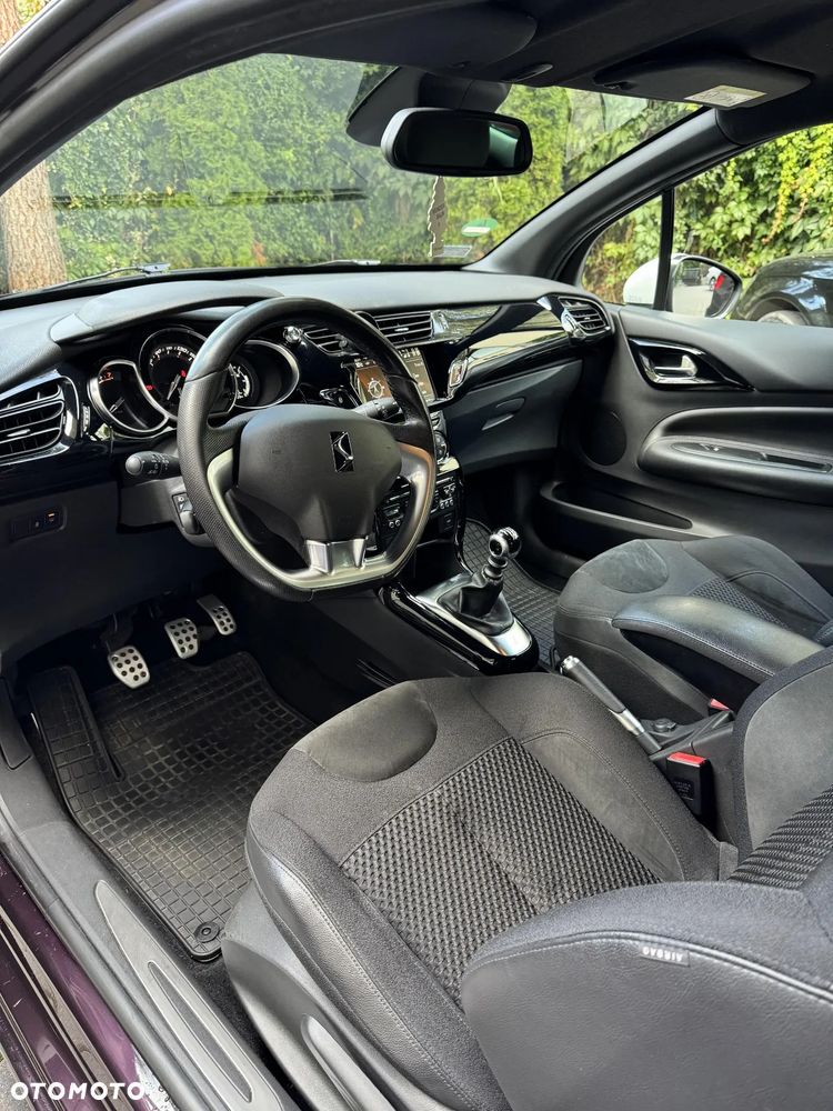 Citroën DS3 1.6 THP SportChic S&S - 12
