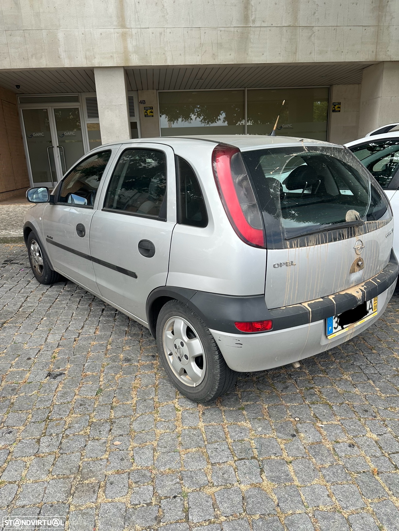 Opel Corsa 1.2 16V Confort - 3