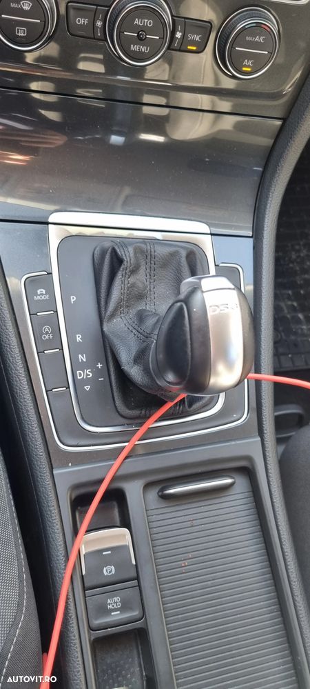 Volkswagen Golf - 8