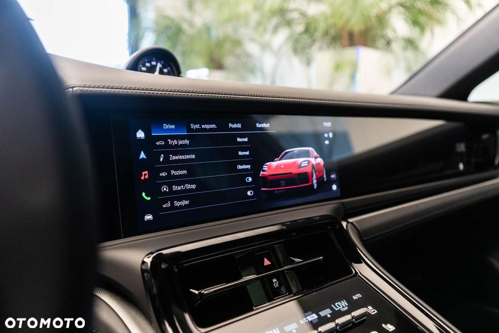 Porsche Panamera 4 - 20