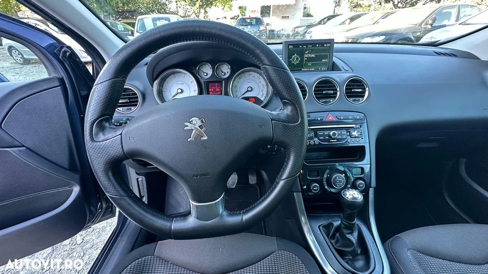 Peugeot 308 120 VTi Style - 17