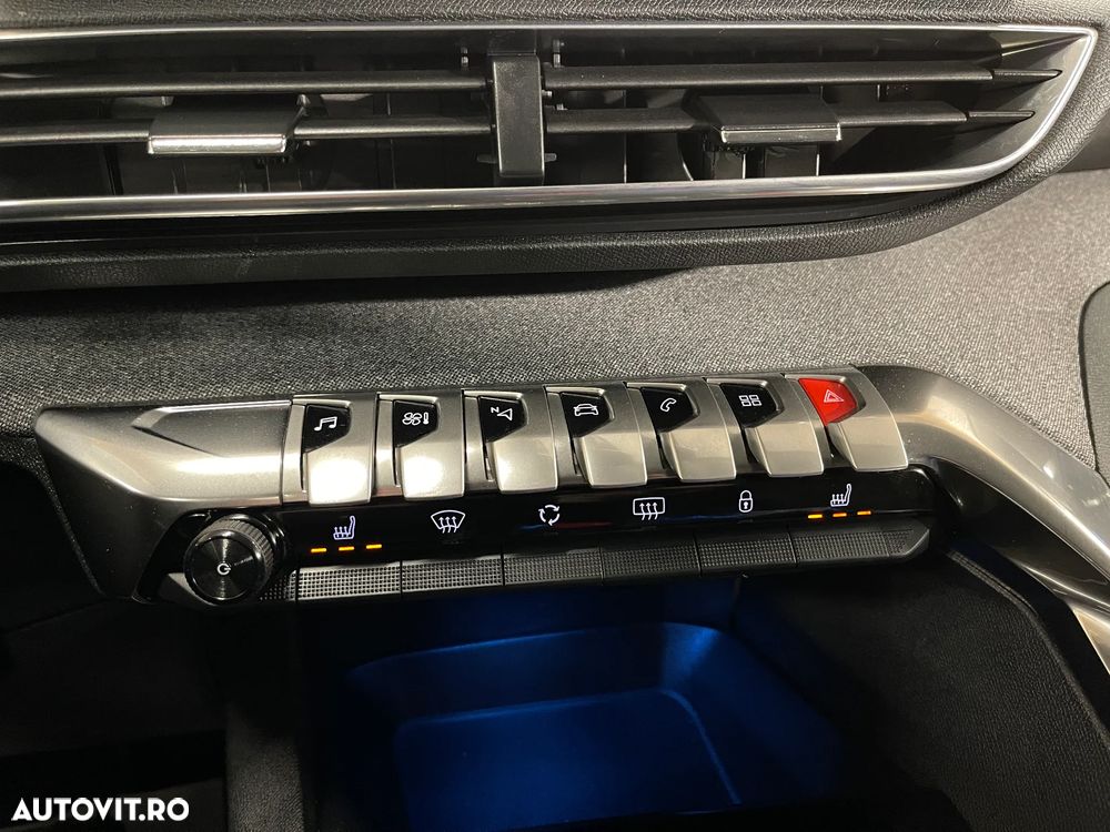 Peugeot 3008 1.5 BlueHDI 130 EAT8 Allure Pack - 24