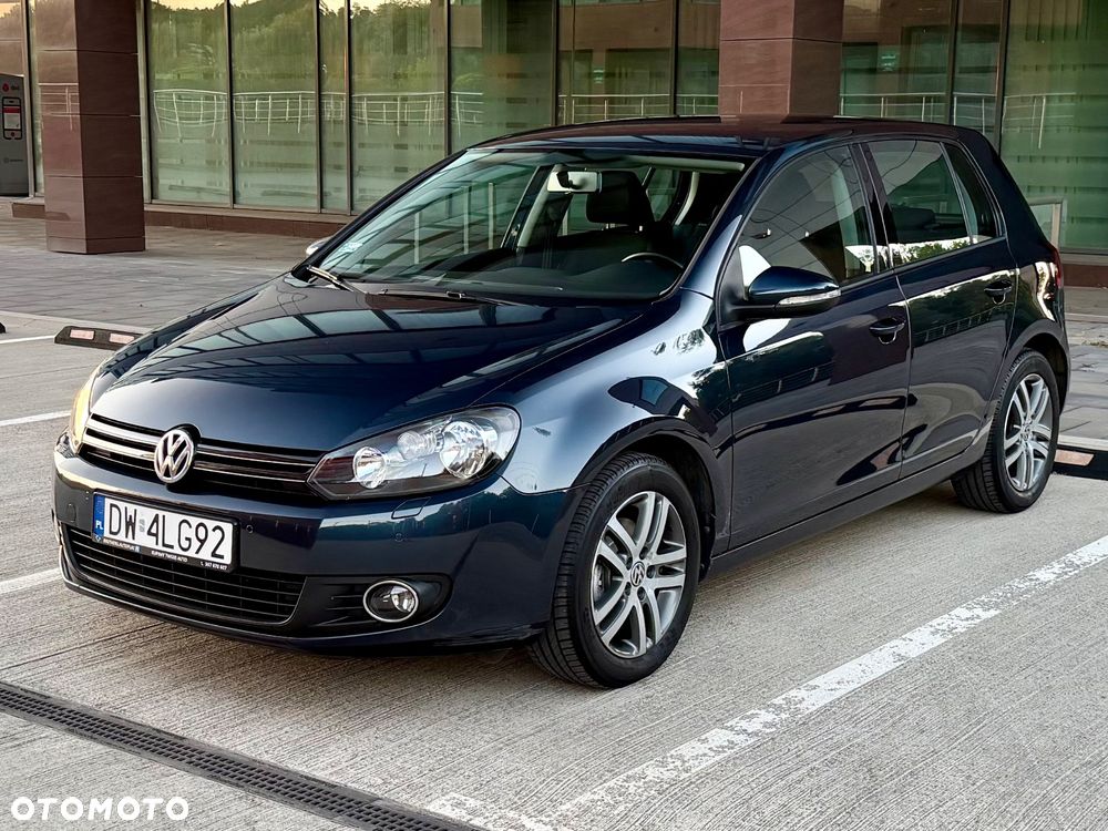 Volkswagen Golf - 2