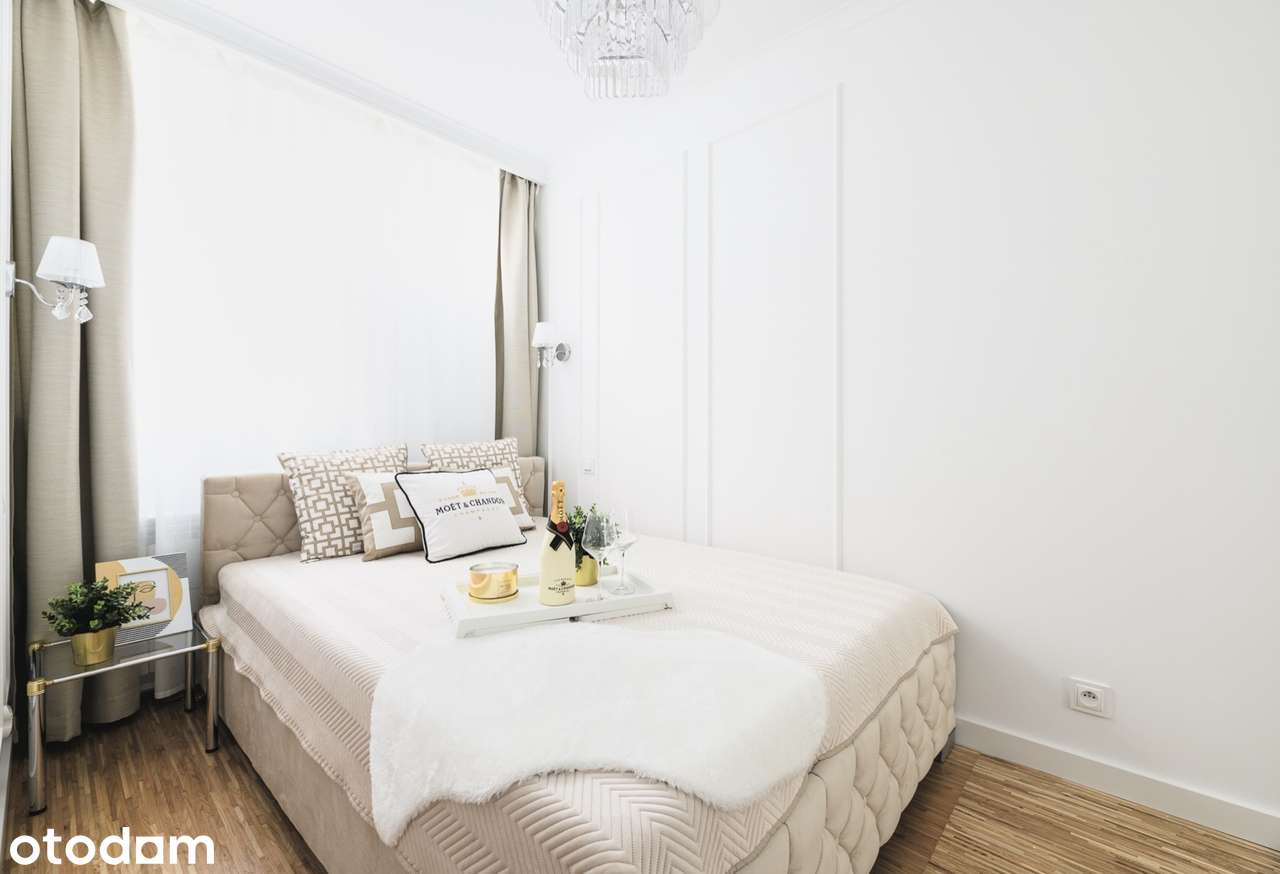 LUX Śródmieście Centrum Warszawa 2 pokojowy apartament Glamour metro