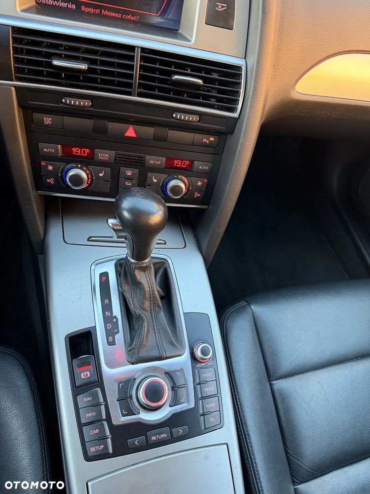 Audi A6 Avant - 10