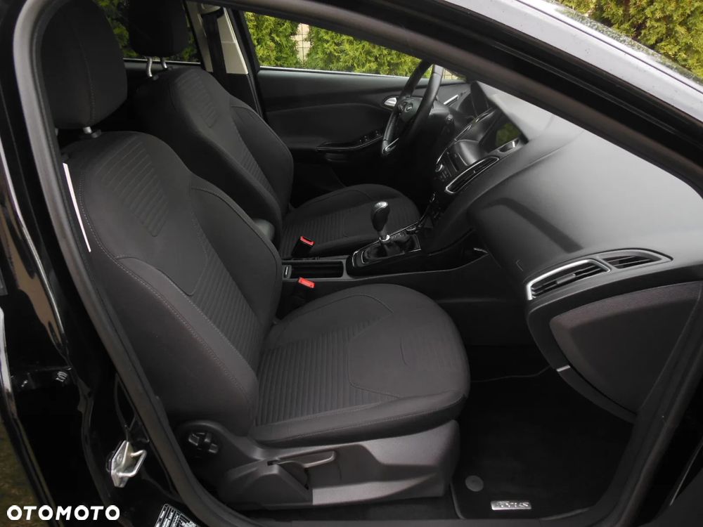 Ford Focus 1.0 EcoBoost STart-Stopp-System TITANIUM - 30