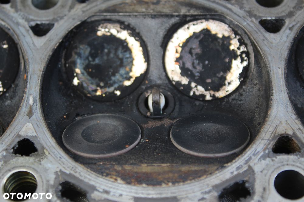 GŁOWICA CYLINDRÓW OPEL CORSA D ASTRA J MERIVA 1.4 A14XER 55562229 - 22