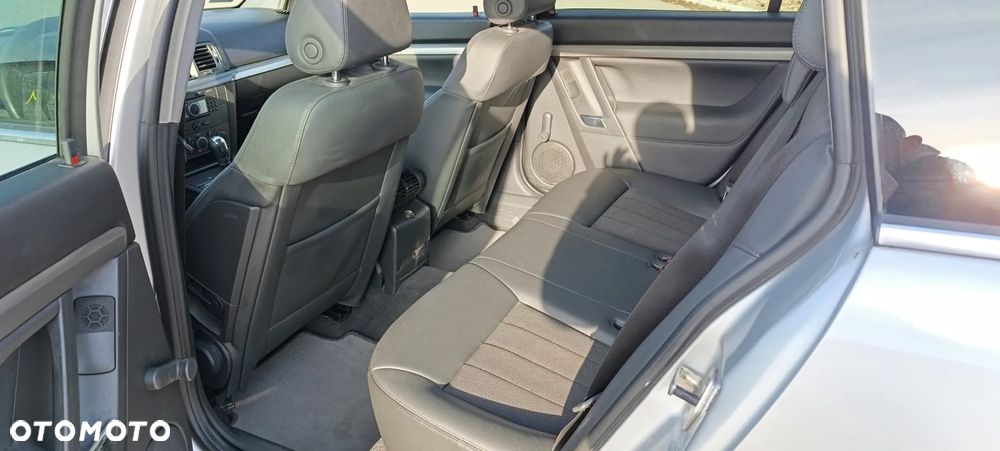 Opel Vectra 1.9 CDTI - 7