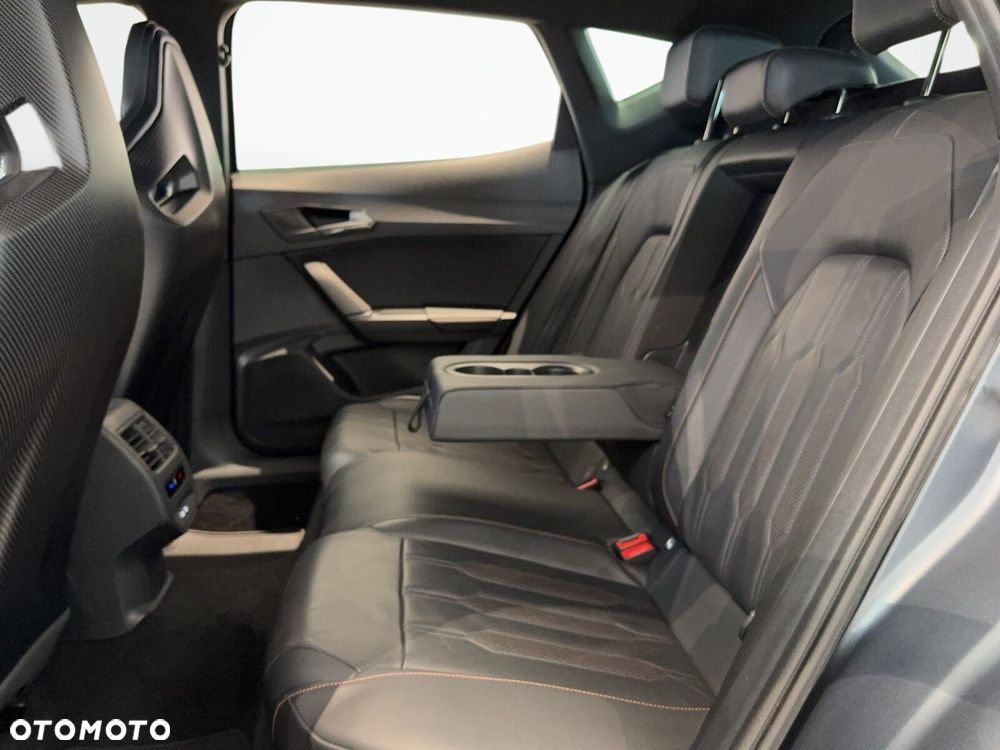 Cupra Formentor - 12