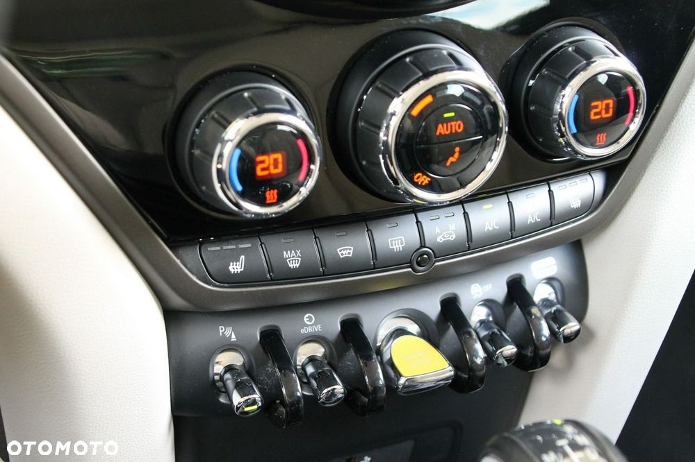 MINI Countryman - 24