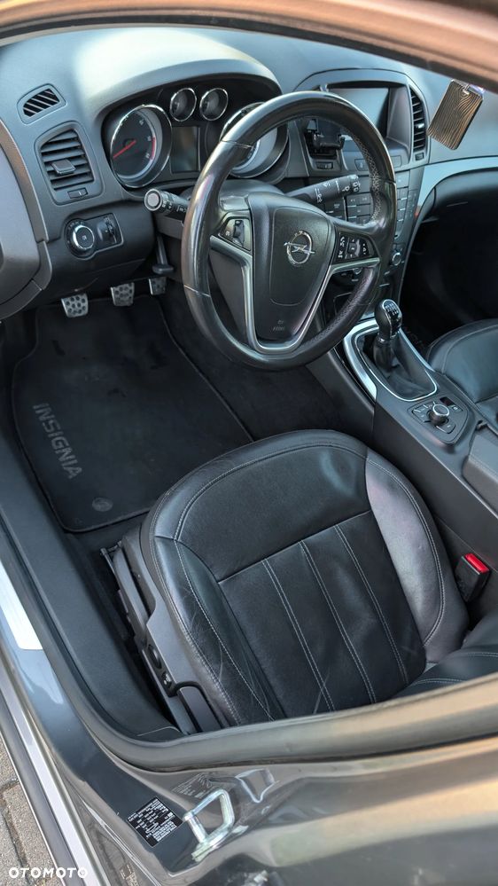 Opel Insignia 2.0 CDTI EcoFLEX Cosmo - 11