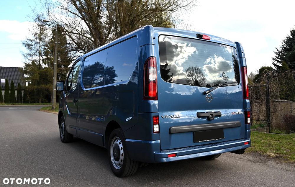 Opel Vivaro - 16