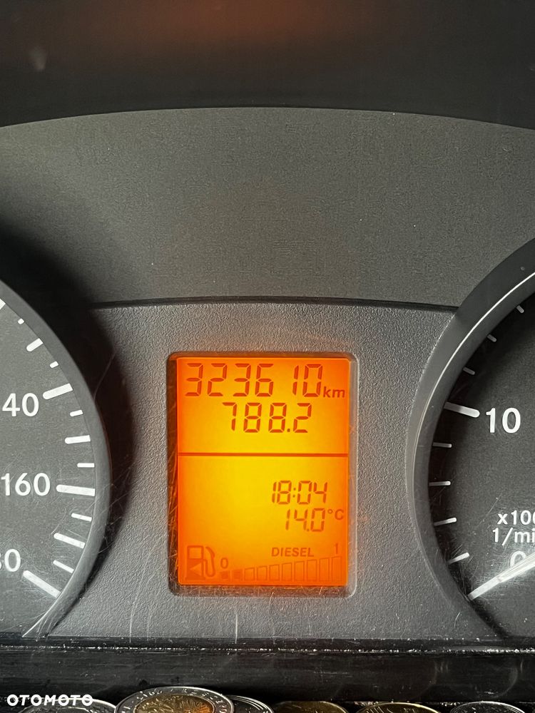 Mercedes-Benz Sprinter - 7