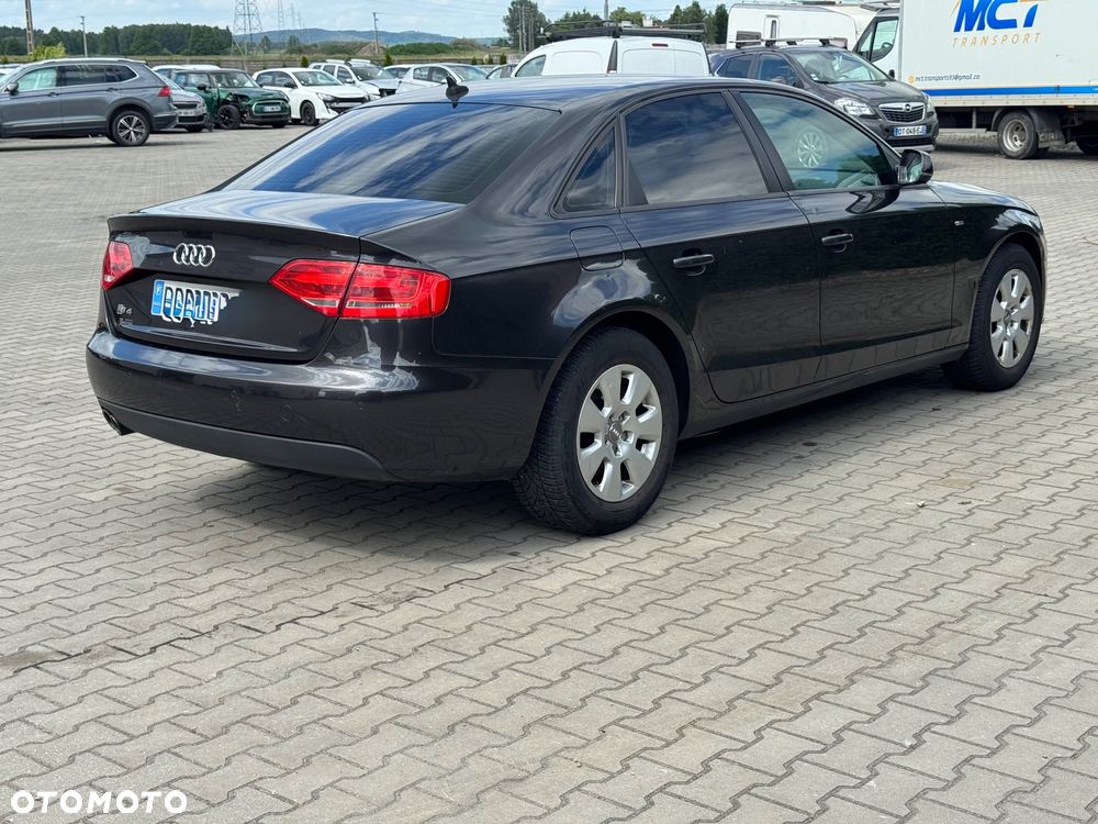 Audi A4 Limousine 2.0 TDI DPF S line Sportpaket - 9