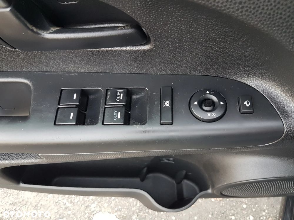 Kia Venga 1.4 CVVT Fifa World Cup Edition - 22