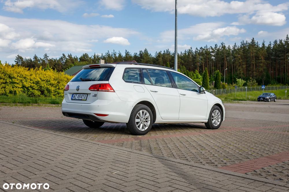Volkswagen Golf - 4