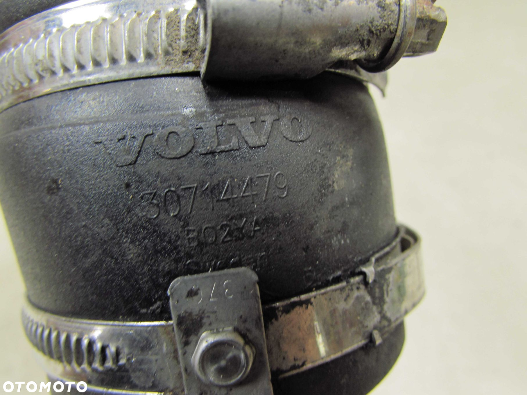 VOLVO XC90 2.4 D5 RURA PRZEWOD POWIETRZA DOLOT 30714480 30714479 06- - 6