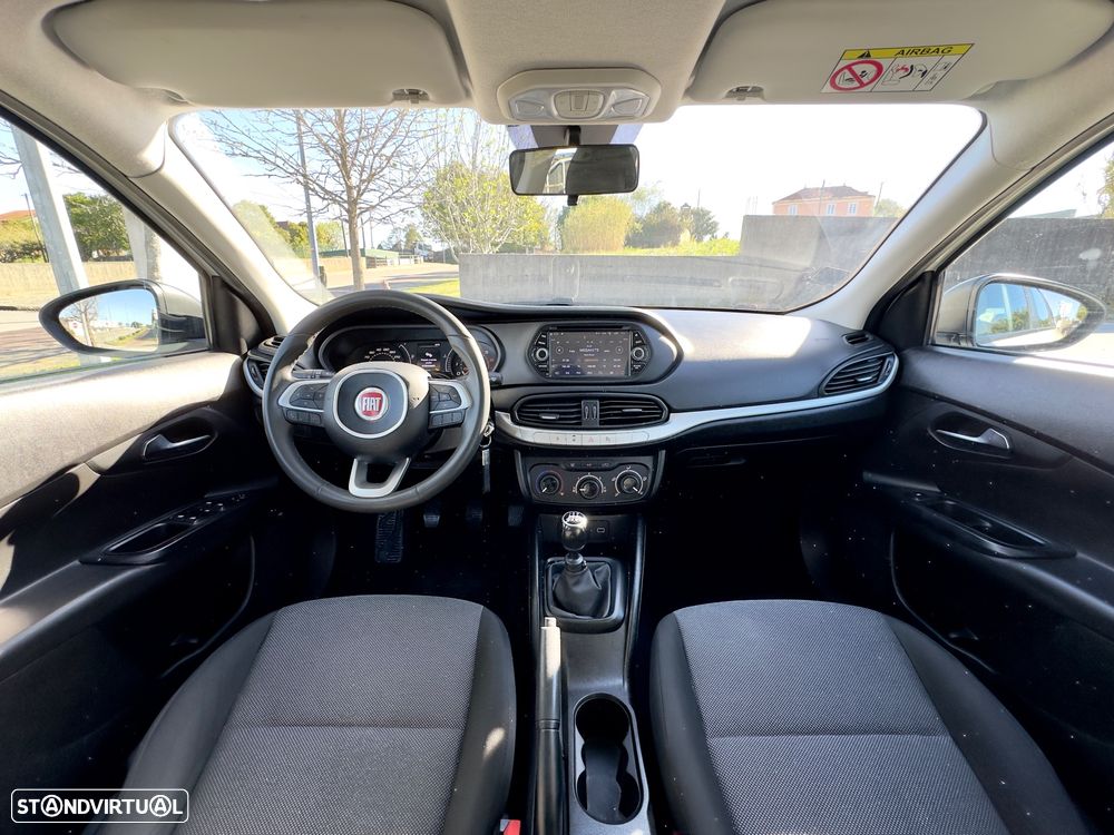 Fiat Tipo Station Wagon 1.4 Easy - 14