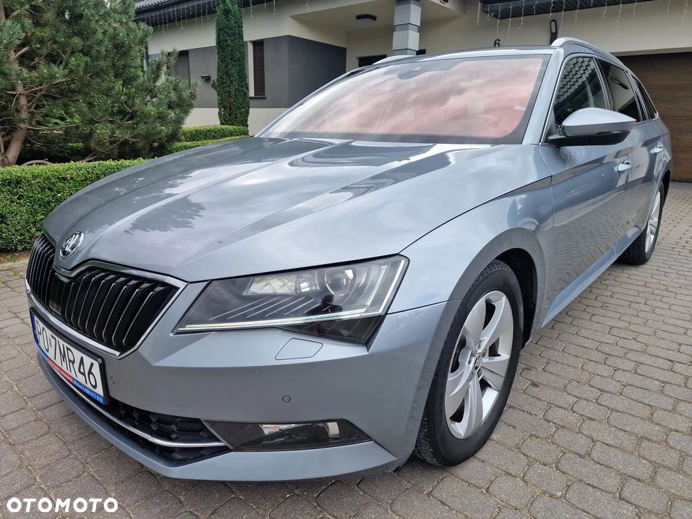 Skoda Superb 2.0 TDI Active DSG - 30
