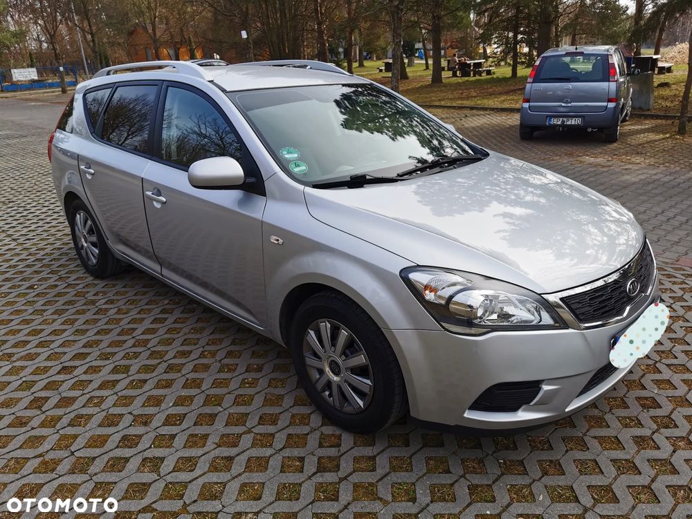 Kia Ceed 1.4 CVVT Attract - 3