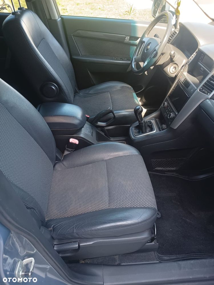 Chevrolet Captiva 2.4 LS - 8