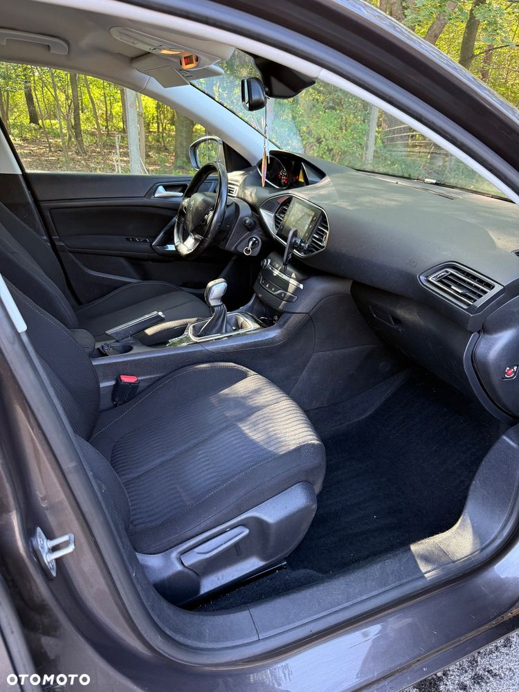 Peugeot 308 1.6 BlueHDi Active S&S - 28