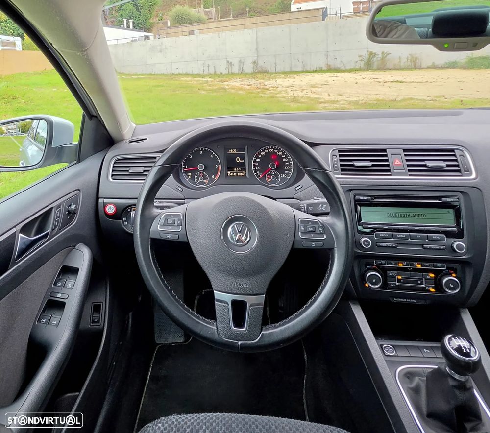 VW Jetta 1.6 TDi Trendline - 14