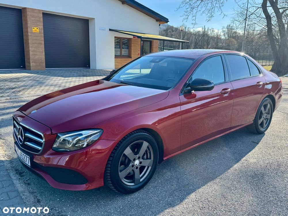 Mercedes-Benz Klasa E 220 d 4-Matic 9G-TRONIC - 1