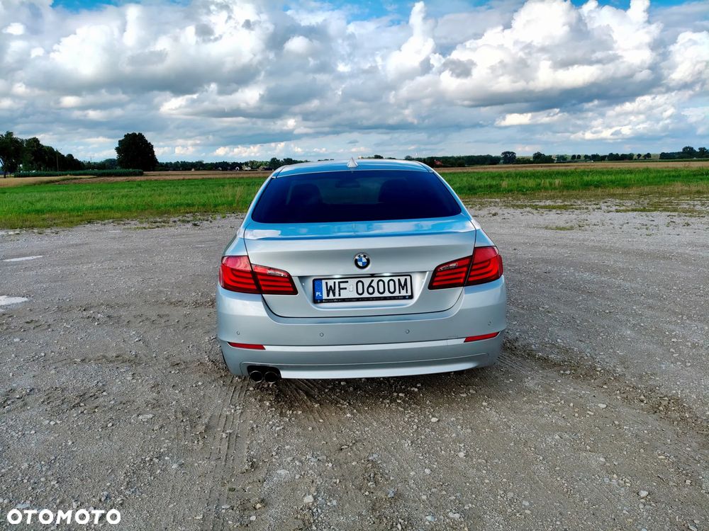 BMW Seria 5 530d xDrive - 5