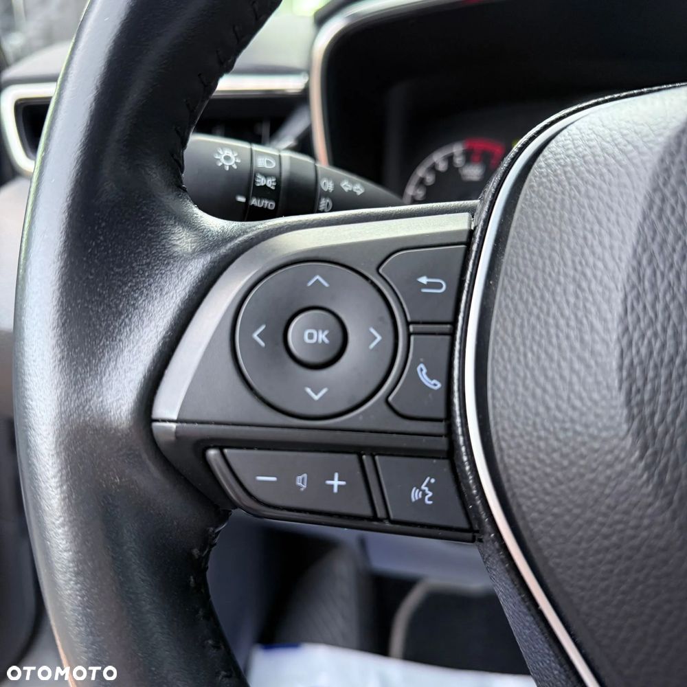 Toyota Corolla 1.8 Hybrid Comfort - 13
