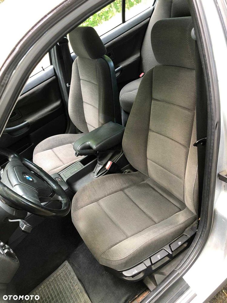 BMW Seria 3 - 1