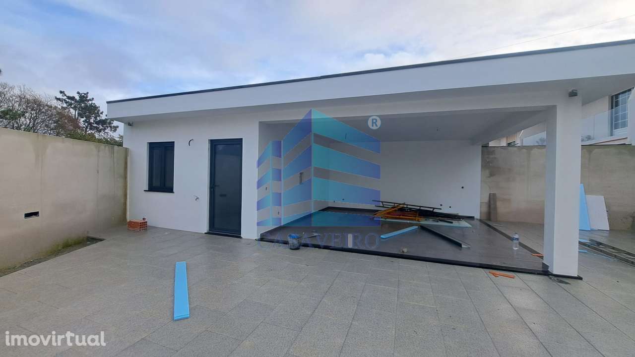 Moradia T4 - Grande imagem: 4/16