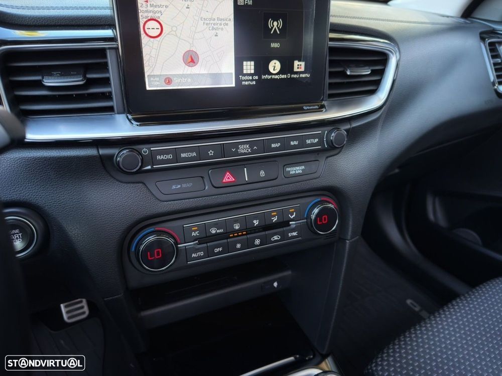 Kia Ceed SW 1.6 CRDi Nav Line - 19