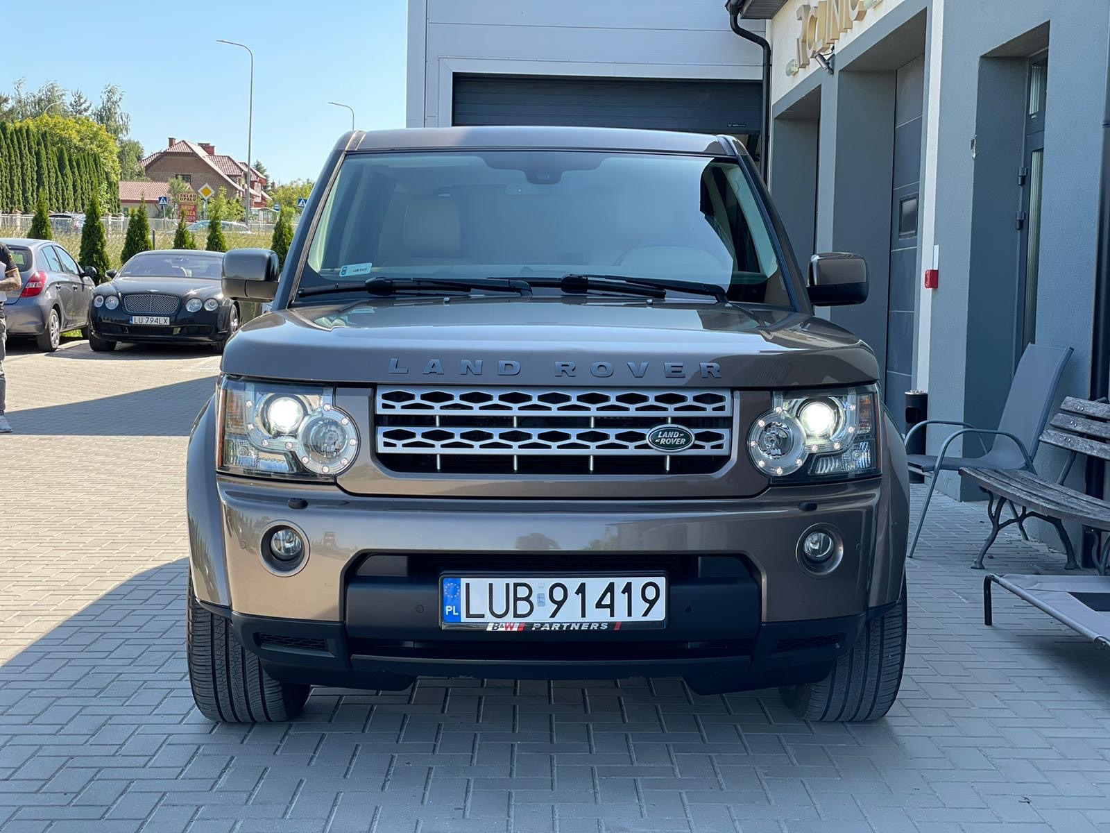 Land Rover Discovery IV 3.0D V6 SE - 8