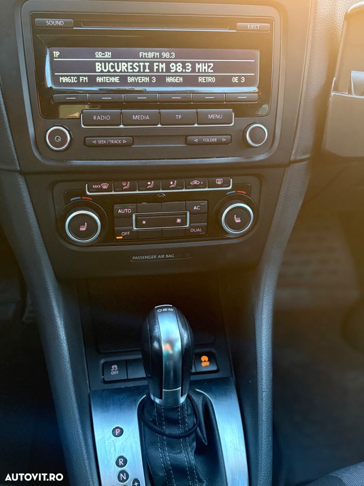 Volkswagen Golf 1.6 TDI DPF BlueMotion Technology DSG Style - 9